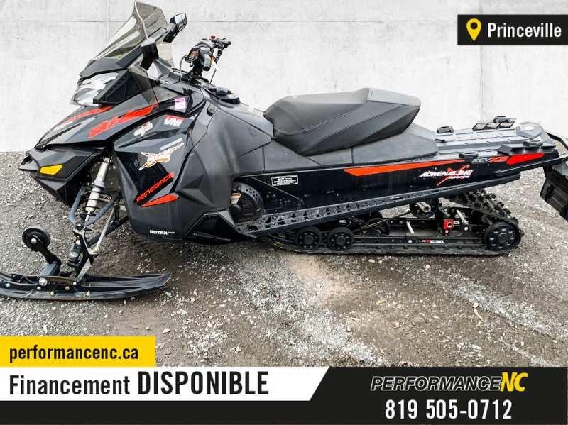 RENEGADE ADRÉNALINE ACE 900