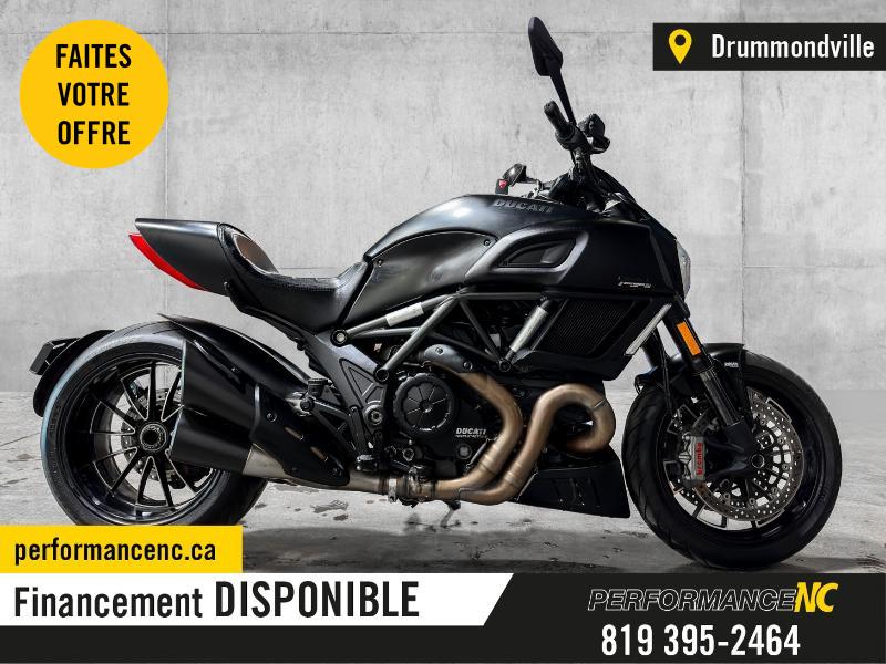 Moto DUCATI DIAVEL 2015