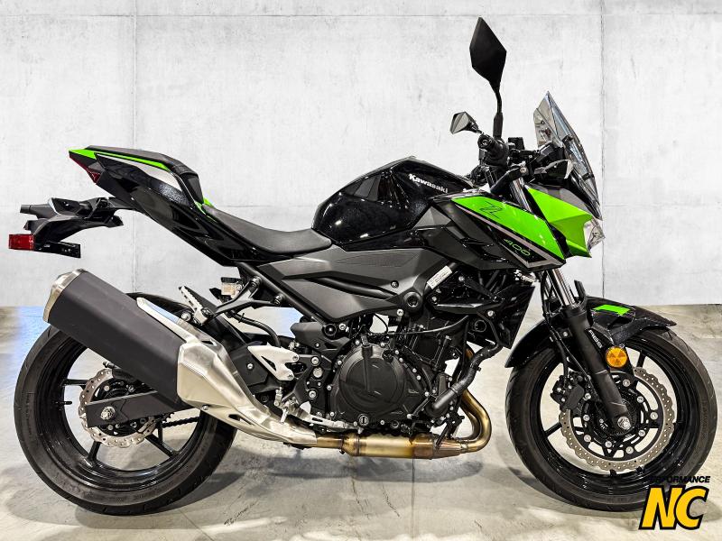 Moto Kawasaki ER400 2022