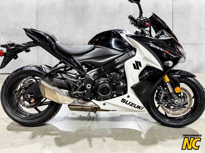 Moto Suzuki GSX-S1000F 2018
