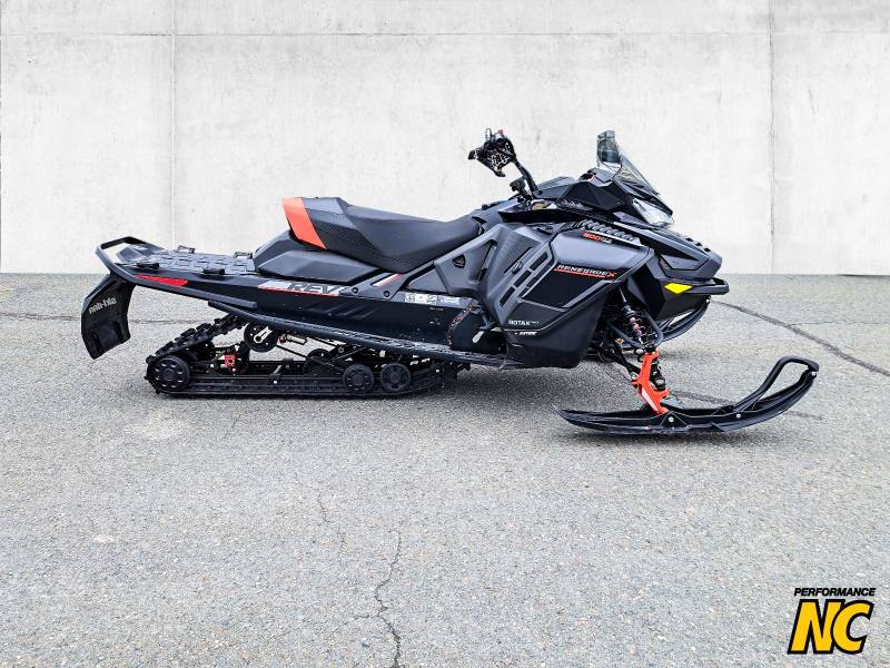 Motoneige SKI-DOO RENEGADE X 900 ACE TURBO 2020