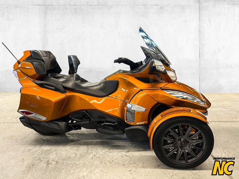Spyder CAN-AM SPYDER RT-S SE6 2014