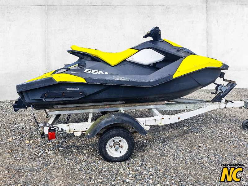 Motomarine SEA-DOO SPARK 2 900 ACE 2017