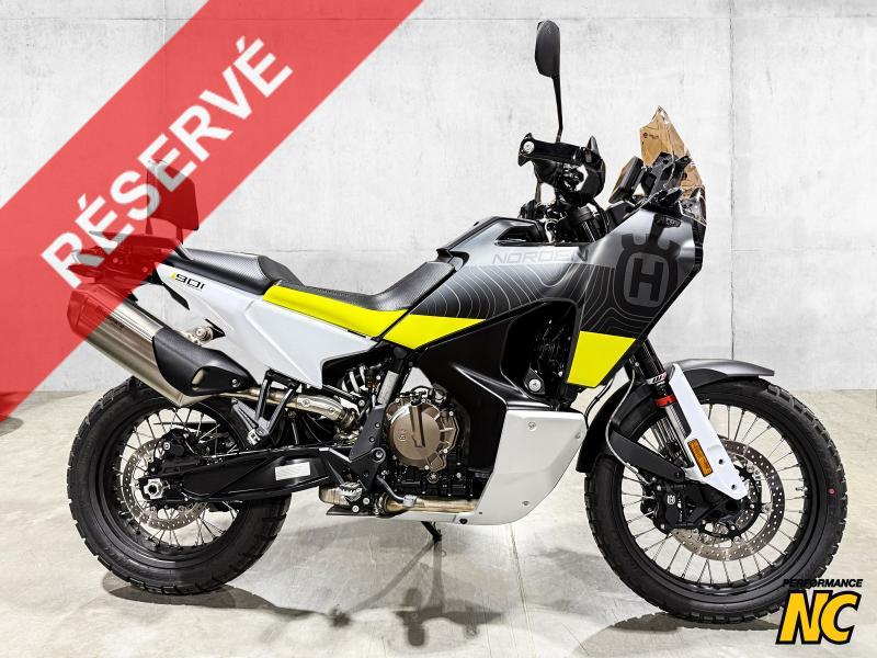 Moto HUSQVARNA NORDEN 901 2023