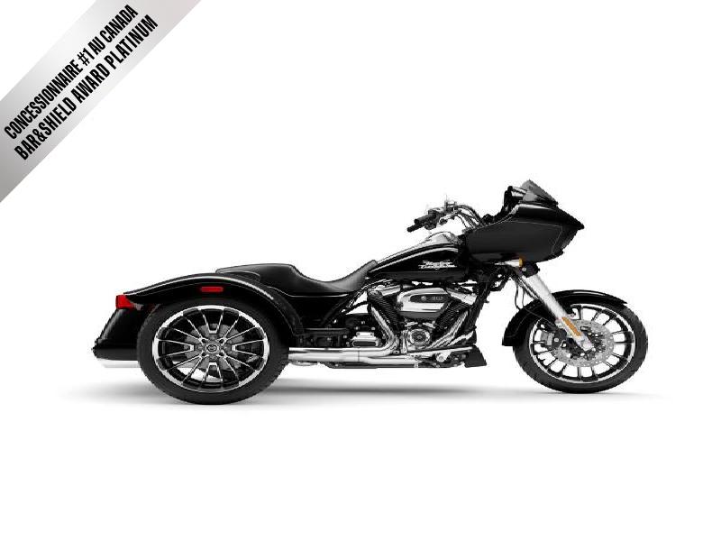 Moto Harley-Davidson Road Glide 3 / fini chrome 2025
