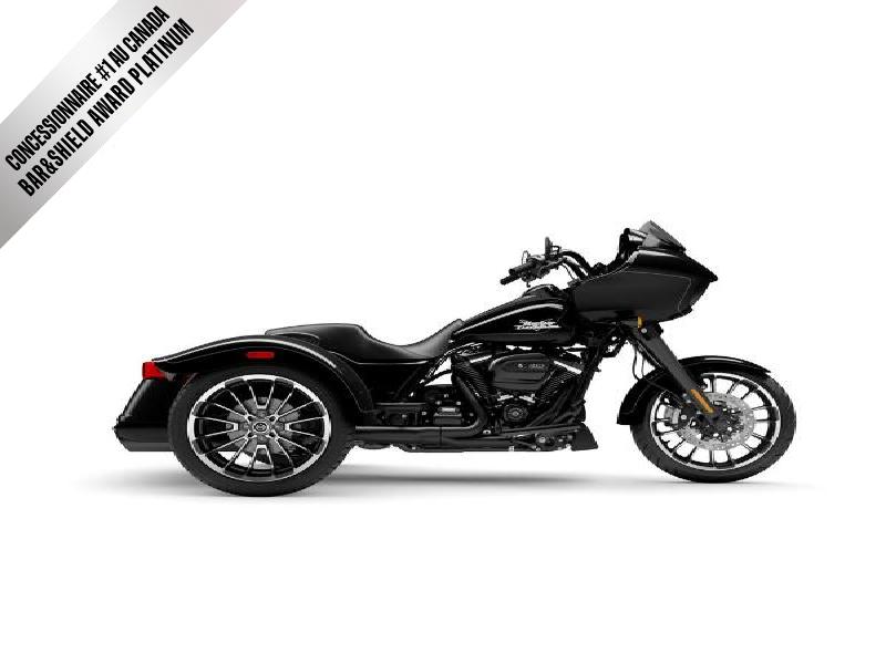 Moto Harley-Davidson Road Glide 3 / fini noir 2025