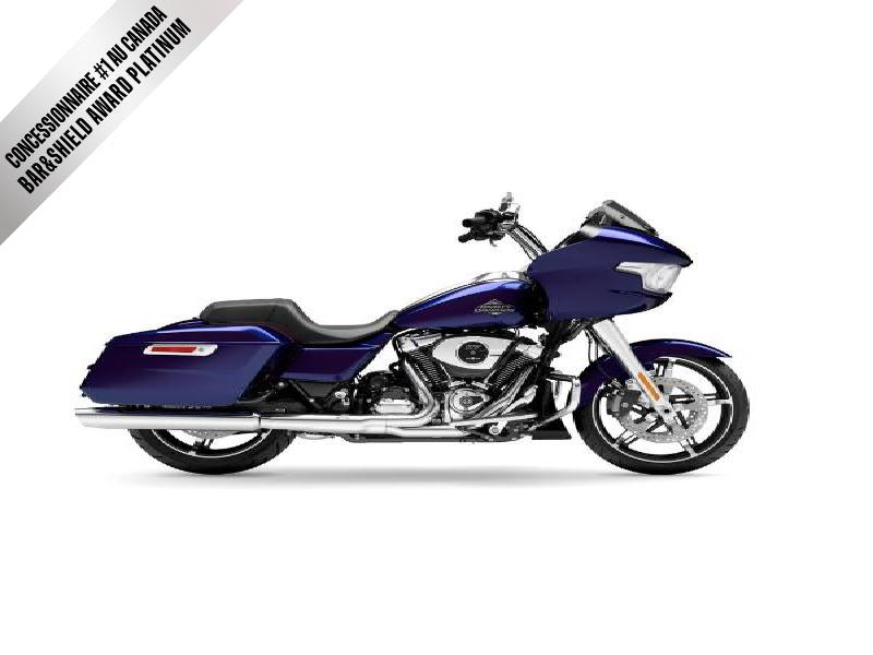 Moto Harley-Davidson Road Glide / fini chrome 2025