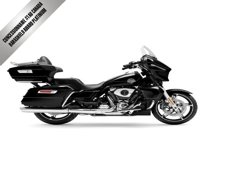Moto Harley-Davidson Street Glide Ultra / fini chrome 2025