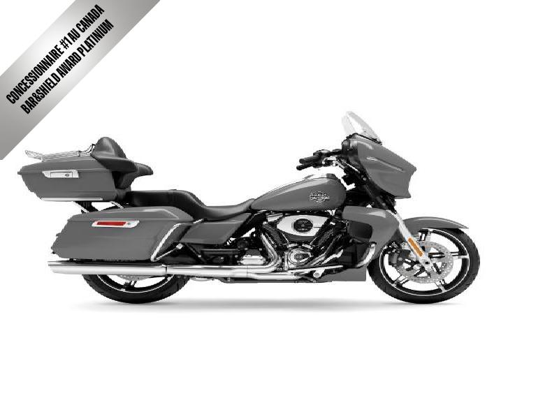 Moto Harley-Davidson Street Glide Ultra / fini chrome 2025