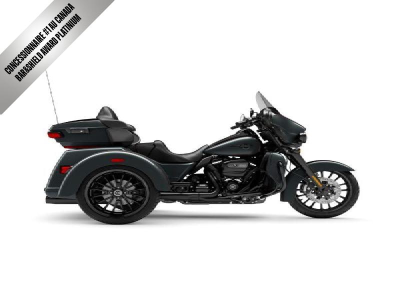 Moto Harley-Davidson Tri Glide Ultra / fini noir 2025