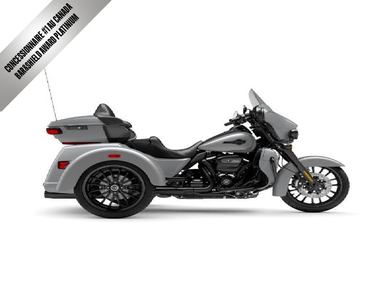 Moto Harley-Davidson Tri Glide Ultra / fini noir 2025