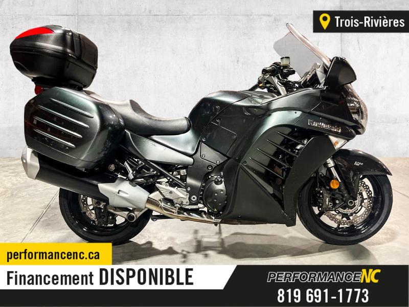Moto Kawasaki CONCOURS 2013