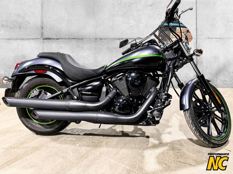 Moto Kawasaki VULCAN 900 CUSTOM 2013