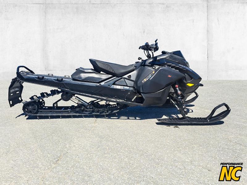 Motoneige SKI-DOO BACKCOUNTRY X-RS 154 850 E-TEC 2025