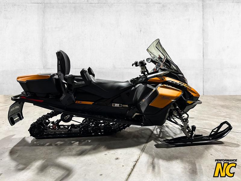 Motoneige SKI-DOO GRAND TOURING LE PLATINUM 900 ACE 2025