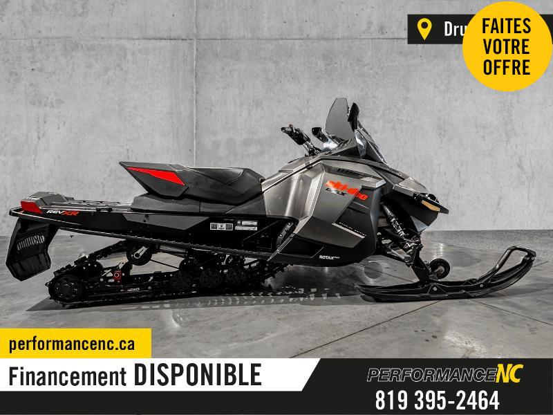 Motoneige SKI-DOO GSX SE 1200 4-TEC 2015