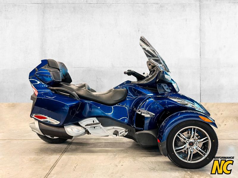 Spyder CAN-AM RT S 2011