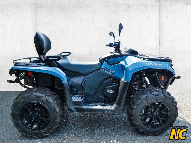 VTT CAN-AM Outlander MAX XT 700 2025