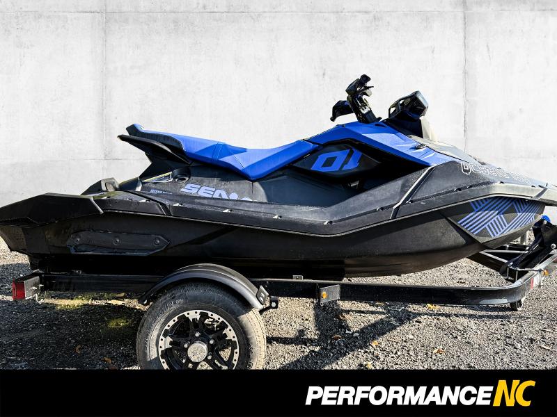 Motomarine SEA-DOO SPARK 3 900 HO ACE TRIXX 2023