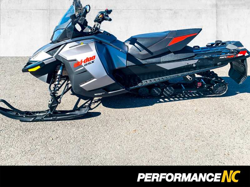 Motoneige SKI-DOO GSX SE 1200 4-TEC 2015