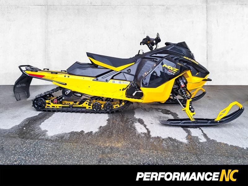 Motoneige SKI-DOO MXZ X-RS 137 850 E-TEC Ice Ripper X 2025