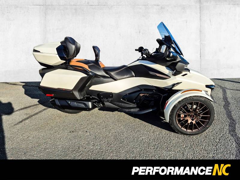 Spyder CAN-AM SPYDER RT SEA-TO-SKY SE6 2024