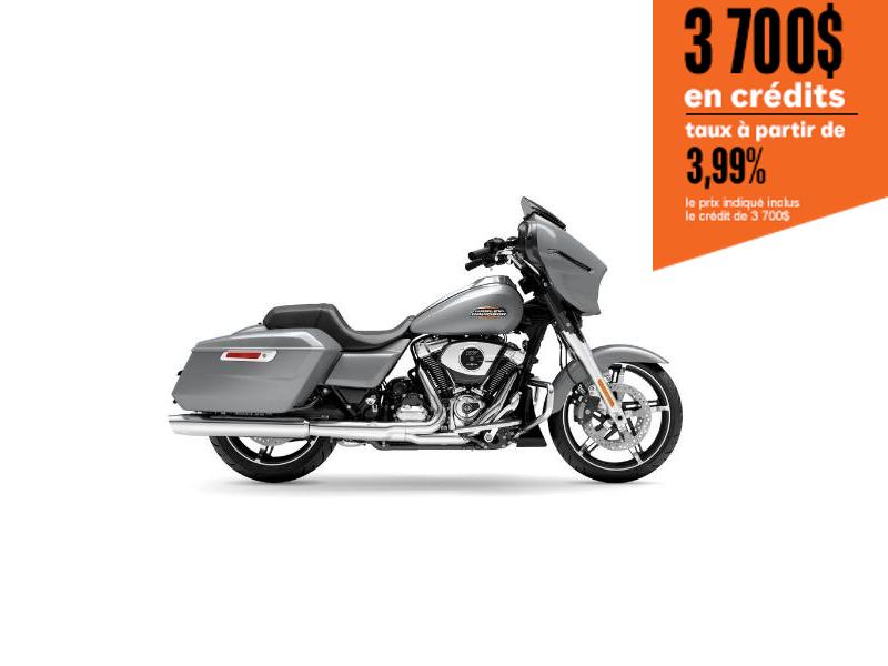 Moto Harley-Davidson Street Glide / fini chrome 2025
