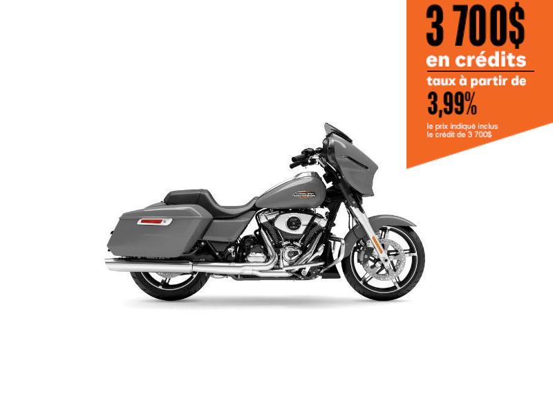 Moto Harley-Davidson Street Glide / fini chrome 2025