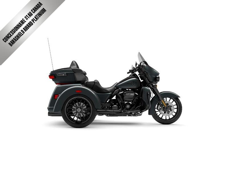Moto Harley-Davidson Tri Glide Ultra / fini noir 2025