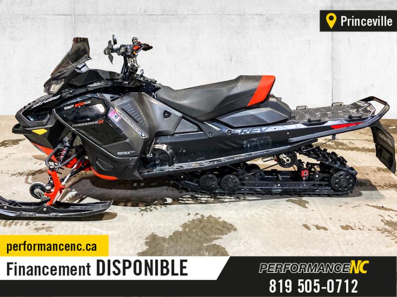 Motoneige SKI-DOO RENEGADE X 900 ACE TURBO 2020