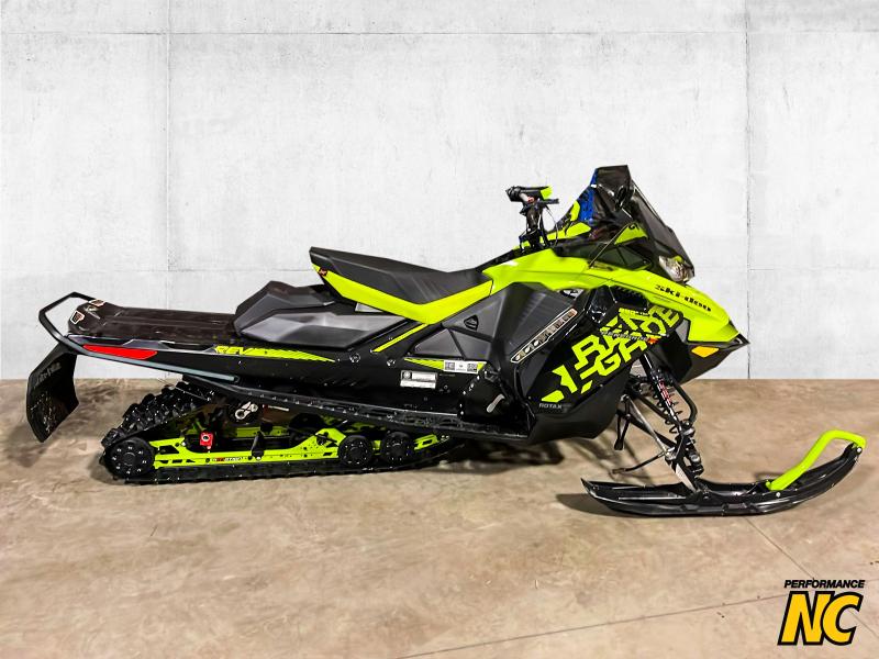 Motoneige SKI-DOO Renegade X 850 E-TEC E.S. 2018