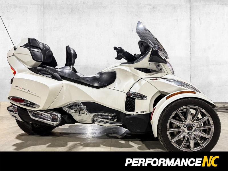 Spyder CAN-AM SPYDER RT LIMITED SE6 2015