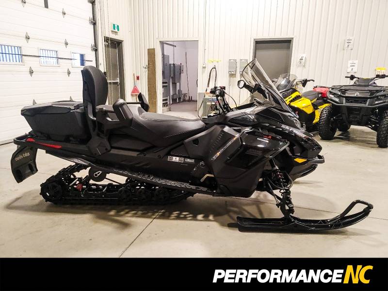 Motoneige SKI-DOO GRAND TOURING LE 900 ACE 2025