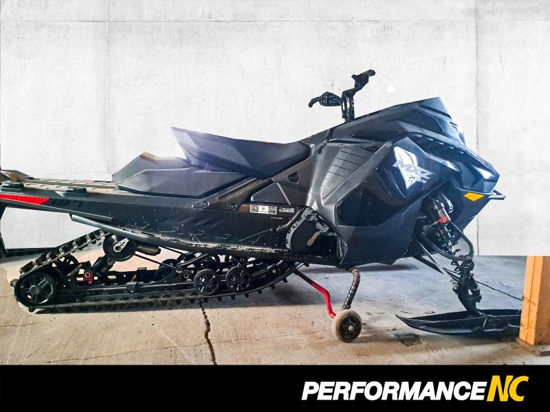 Motoneige SKI-DOO MXZ XRS 137 850 E-TEC 2024