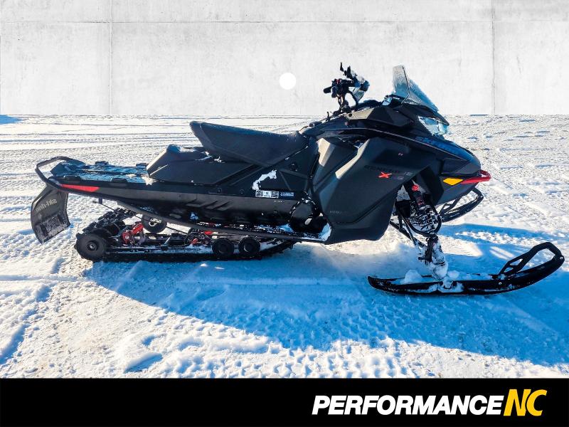 Motoneige SKI-DOO Renegade X-RS w/ Comp Pkg 600R E-TE 2022