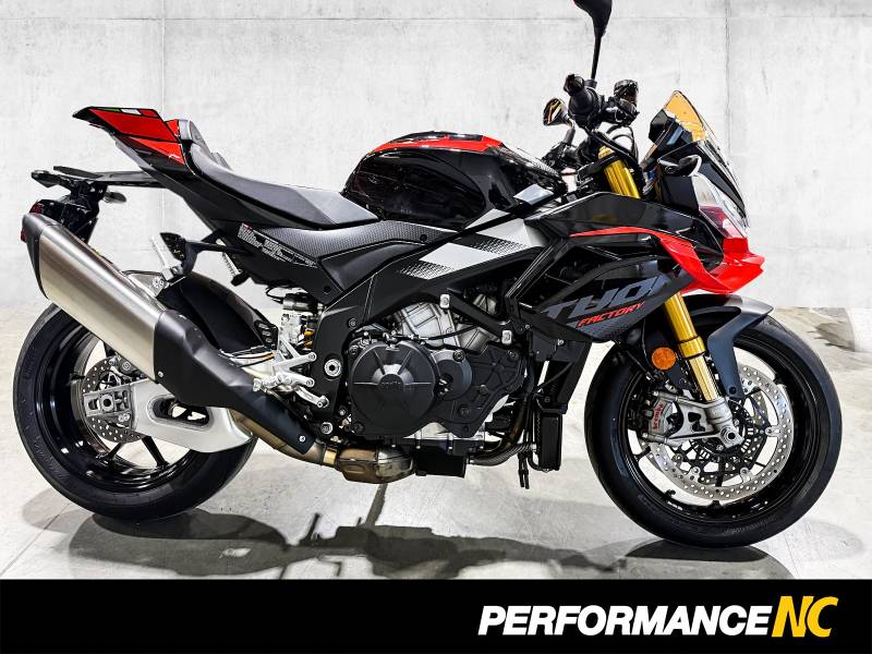 Moto Aprilia TUONO V4 FACTORY 1100 2026