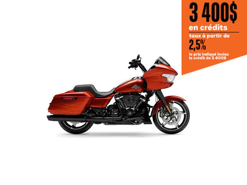 Moto Harley-Davidson Road Glide / fini noir 2025