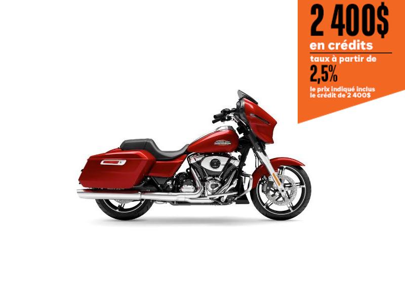 Moto Harley-Davidson Street Glide / fini chrome 2025