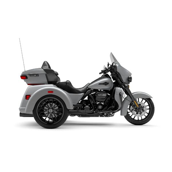 Moto Harley-Davidson Tri Glide Ultra / fini noir 2025