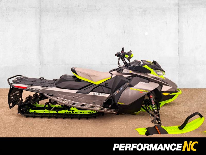Motoneige SKI-DOO BACKCOUNTRY 850 E-TEC 2023