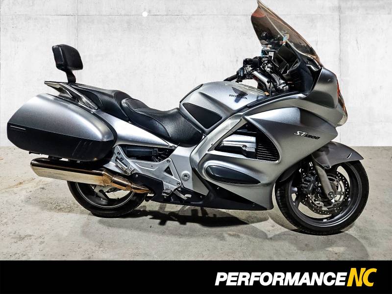 Moto HONDA ST1300 2007