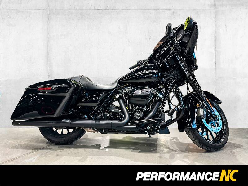 Moto Harley-Davidson STREET GLIDE SPECIAL 2019