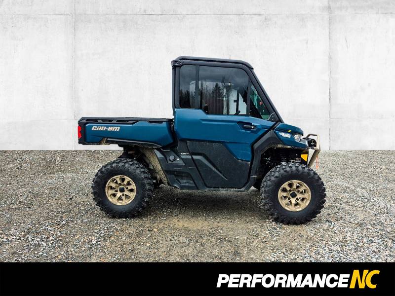 VTT CAN-AM Defender LIMITED CAB HD10 2025