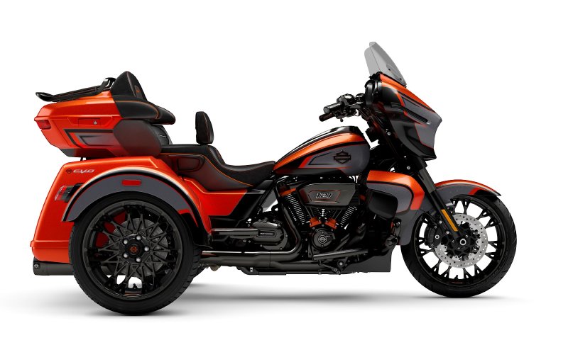 Moto Harley-Davidson CVO Street Glide 3 Limited 2026