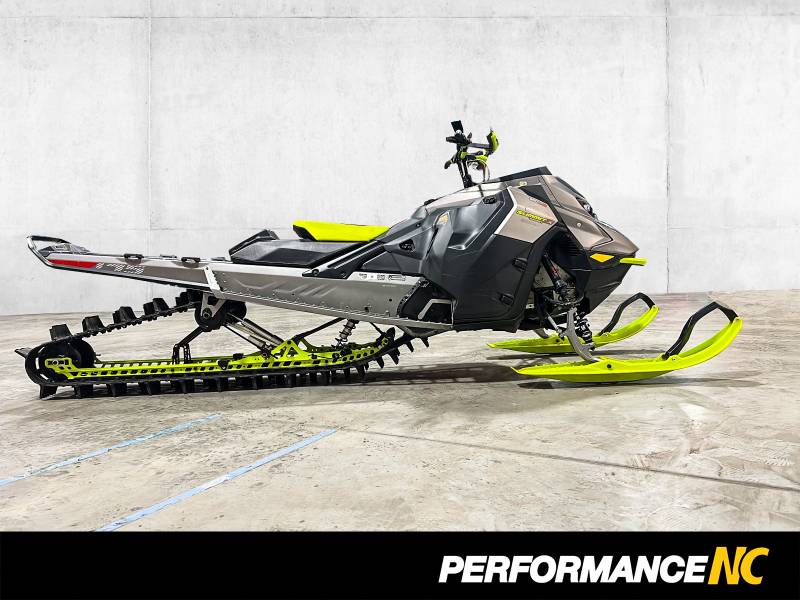 Motoneige SKI-DOO SUMMIT X w/EXPERT PKG 175 850 E-TEC 2023