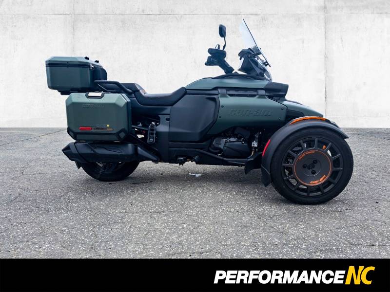 Spyder CAN-AM CANYON REDROCK 2025